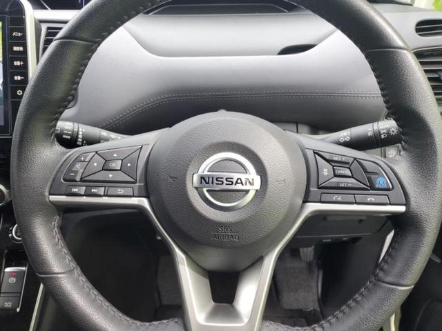 セレナ ハイウェイスターV 保証書/純正 10インチ メモリーナビ/フリップダウンモニター 純正 11インチ/インテリジェントルームミラー/エマージェンシーブレーキ/両側電動スライドドア/アラウンドビューモニター 全周囲カメラ(13枚目)