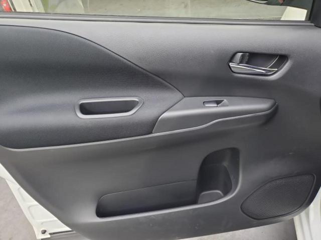 セレナ ハイウェイスターV 保証書/純正 10インチ メモリーナビ/フリップダウンモニター 純正 11インチ/インテリジェントルームミラー/エマージェンシーブレーキ/両側電動スライドドア/アラウンドビューモニター 全周囲カメラ(23枚目)