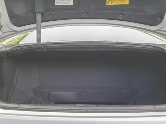 クラウンハイブリッド ハイブリッドロイヤルサルーン 保証書/純正 SDナビ/衝突安全装置/シートヒーター 前席/ヘッドランプ HID/Bluetooth接続/ETC/EBD付ABS/横滑り防止装置/アイドリングストップ/クルーズコントロール 電動シート(8枚目)