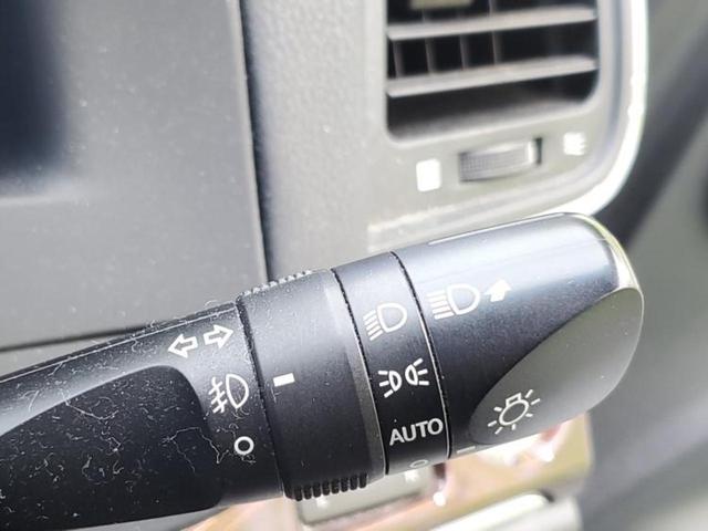 クラウンハイブリッド ハイブリッドロイヤルサルーン 保証書/純正 SDナビ/衝突安全装置/シートヒーター 前席/ヘッドランプ HID/Bluetooth接続/ETC/EBD付ABS/横滑り防止装置/アイドリングストップ/クルーズコントロール 電動シート(17枚目)