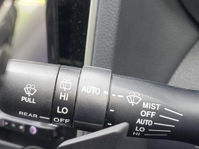 レヴォーグ ４ＷＤ１．６ＧＴアイサイトＳスタイル　新品タイヤ／保証書／純正　８インチ　ナビ／デジタルインナーミラー／アイサイト／シートヒーター　前席／車線逸脱防止支援システム／ヘッドランプ　ＬＥＤ／Ｂｌｕｅｔｏｏｔｈ接続／ＥＴＣ２．０　バックカメラ（17枚目）