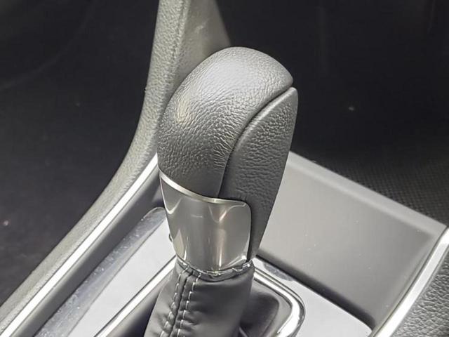 レヴォーグ ４ＷＤ１．６ＧＴアイサイトＳスタイル　新品タイヤ／保証書／純正　８インチ　ナビ／デジタルインナーミラー／アイサイト／シートヒーター　前席／車線逸脱防止支援システム／ヘッドランプ　ＬＥＤ／Ｂｌｕｅｔｏｏｔｈ接続／ＥＴＣ２．０　バックカメラ（18枚目）