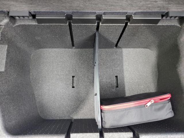 レヴォーグ ４ＷＤ１．６ＧＴアイサイトＳスタイル　新品タイヤ／保証書／純正　８インチ　ナビ／デジタルインナーミラー／アイサイト／シートヒーター　前席／車線逸脱防止支援システム／ヘッドランプ　ＬＥＤ／Ｂｌｕｅｔｏｏｔｈ接続／ＥＴＣ２．０　バックカメラ（25枚目）