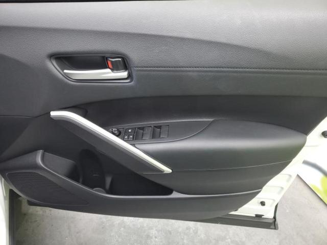 カローラクロス ハイブリッドＺ　保証書／純正　ＳＤナビ／トヨタセーフティセンス／シートヒーター　前席／パノラミックビューモニター／車線逸脱防止支援システム／シート　ハーフレザー／電動バックドア／ヘッドランプ　ＬＥＤ　全周囲カメラ（20枚目）