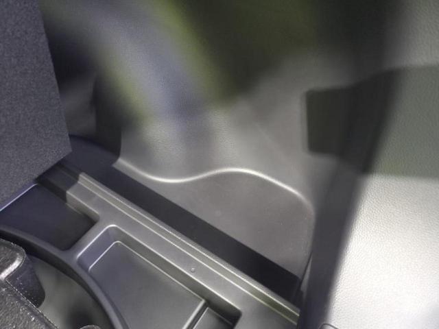 カローラクロス ハイブリッドＺ　保証書／純正　ＳＤナビ／トヨタセーフティセンス／シートヒーター　前席／パノラミックビューモニター／車線逸脱防止支援システム／シート　ハーフレザー／電動バックドア／ヘッドランプ　ＬＥＤ　全周囲カメラ（24枚目）