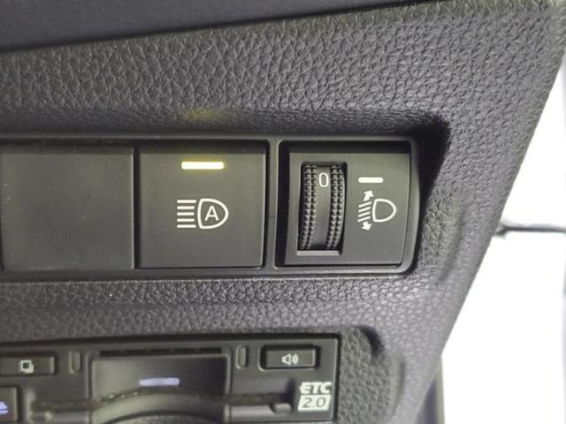 カローラクロス ハイブリッドＺ　保証書／純正　ＳＤナビ／トヨタセーフティセンス／シートヒーター　前席／パノラミックビューモニター／車線逸脱防止支援システム／シート　ハーフレザー／電動バックドア／ヘッドランプ　ＬＥＤ　全周囲カメラ（29枚目）