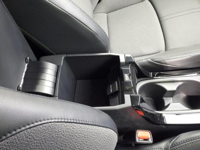 カローラクロス ハイブリッドＺ　保証書／純正　ＳＤナビ／トヨタセーフティセンス／シートヒーター　前席／パノラミックビューモニター／車線逸脱防止支援システム／シート　ハーフレザー／電動バックドア／ヘッドランプ　ＬＥＤ　全周囲カメラ（36枚目）