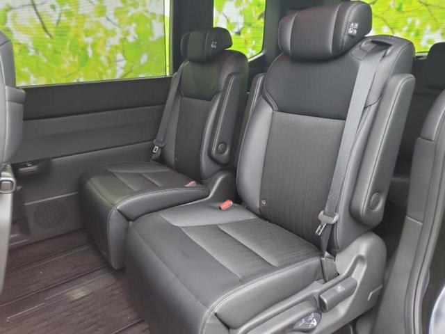 ステップワゴン スパーダ　保証書／純正　９インチ　ＳＤナビ／フリップダウンモニター　純正　１５．６インチ／ホンダセンシング／両側電動スライドドア／シートヒーター　前席／車線逸脱防止支援システム／シート　ハーフレザー　禁煙車（8枚目）