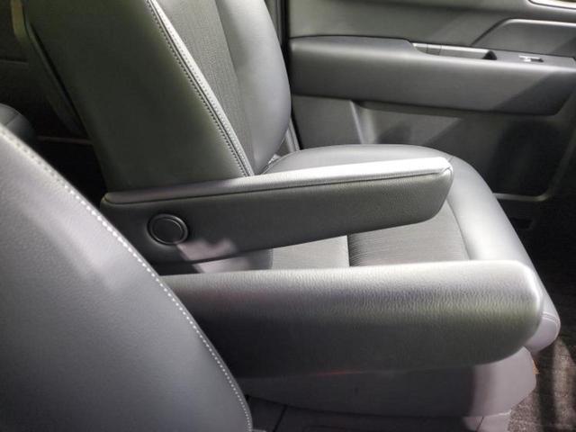 ステップワゴン スパーダ　保証書／純正　９インチ　ＳＤナビ／フリップダウンモニター　純正　１５．６インチ／ホンダセンシング／両側電動スライドドア／シートヒーター　前席／車線逸脱防止支援システム／シート　ハーフレザー　禁煙車（35枚目）