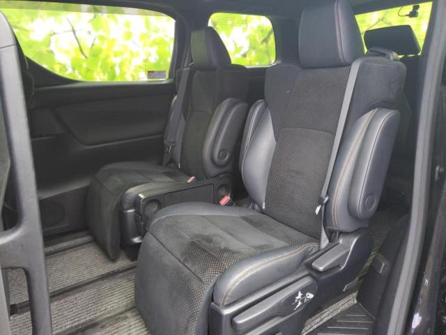 アルファード Ｓタイプゴールド　保証書／ディスプレイオーディオ＋ナビ９インチ／フリップダウンモニター　純正　１２．１インチ／衝突安全装置／両側電動スライドドア／車線逸脱防止支援システム／シート　ハーフレザー　衝突被害軽減システム（8枚目）