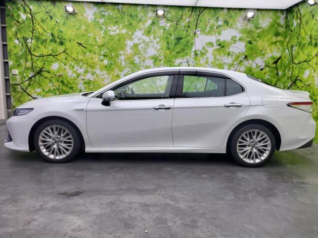 カムリ Ｇレザーパッケージ　新品タイヤ／保証書／ディスプレイオーディオ＋ナビ８インチ／トヨタセーフティセンス／シートヒーター　前席／車線逸脱防止支援システム／シート　合皮／ドライブレコーダー　社外　衝突被害軽減システム　禁煙車（2枚目）