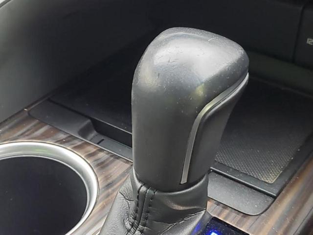 カムリ Ｇレザーパッケージ　新品タイヤ／保証書／ディスプレイオーディオ＋ナビ８インチ／トヨタセーフティセンス／シートヒーター　前席／車線逸脱防止支援システム／シート　合皮／ドライブレコーダー　社外　衝突被害軽減システム　禁煙車（18枚目）