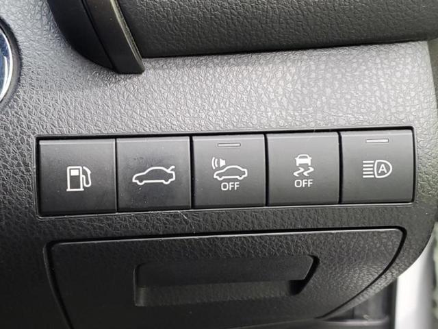 カムリ Ｇレザーパッケージ　新品タイヤ／保証書／ディスプレイオーディオ＋ナビ８インチ／トヨタセーフティセンス／シートヒーター　前席／車線逸脱防止支援システム／シート　合皮／ドライブレコーダー　社外　衝突被害軽減システム　禁煙車（25枚目）