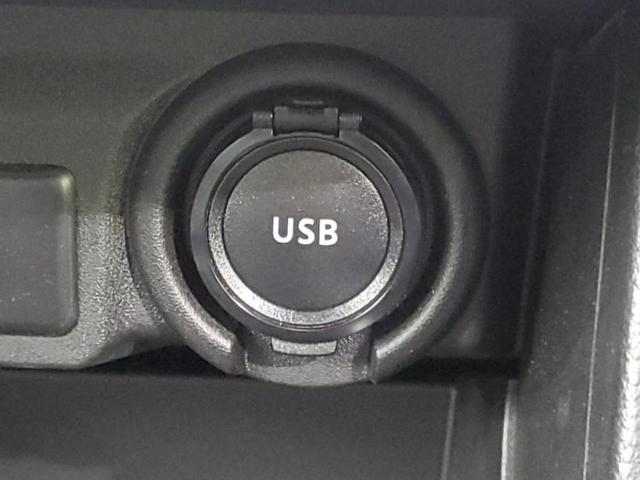 スイフト ハイブリッドＭＸ　保証書／純正　９インチ　メモリーナビ／セーフティサポート（スズキ）／シートヒーター／全方位モニター／車線逸脱防止支援システム／ヘッドランプ　ＬＥＤ／Ｂｌｕｅｔｏｏｔｈ接続／ＥＢＤ付ＡＢＳ　全周囲カメラ（38枚目）