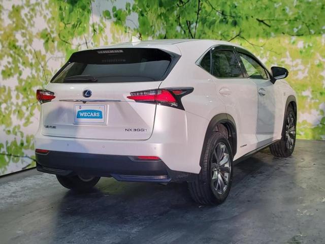 ＮＸ ４ＷＤ　ＮＸ３００ｈ　Ｆスポーツ　サンルーフ／保証書／純正　ＳＤナビ／プリクラッシュセーフティ／シートヒーター　前席／パノラミックビューモニター／車線逸脱防止支援システム／シート　フルレザー／ヘッドランプ　ＬＥＤ／ＵＳＢジャック（3枚目）
