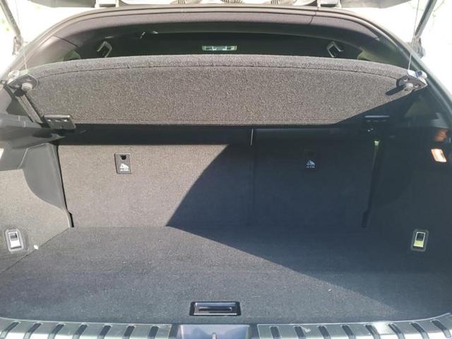 ＮＸ ４ＷＤ　ＮＸ３００ｈ　Ｆスポーツ　サンルーフ／保証書／純正　ＳＤナビ／プリクラッシュセーフティ／シートヒーター　前席／パノラミックビューモニター／車線逸脱防止支援システム／シート　フルレザー／ヘッドランプ　ＬＥＤ／ＵＳＢジャック（8枚目）