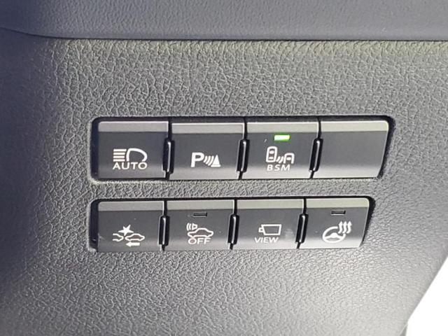 ＮＸ ４ＷＤ　ＮＸ３００ｈ　Ｆスポーツ　サンルーフ／保証書／純正　ＳＤナビ／プリクラッシュセーフティ／シートヒーター　前席／パノラミックビューモニター／車線逸脱防止支援システム／シート　フルレザー／ヘッドランプ　ＬＥＤ／ＵＳＢジャック（26枚目）