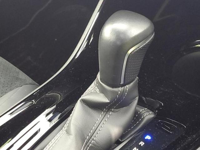 Ｃ－ＨＲ Ｓ　ＧＲスポーツ　新品タイヤ／保証書／ディスプレイオーディオ８インチ／トヨタセーフティセンス／シートヒーター　前席／パノラミックビューモニター／車線逸脱防止支援システム／シート　ハーフレザー　衝突被害軽減システム（16枚目）