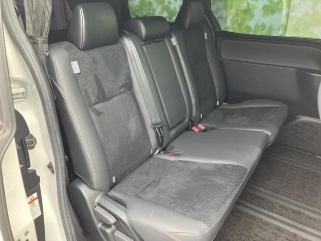 ヴォクシー ＺＳキラメキ３　新品タイヤ／純正エアロ／保証書／純正　９インチ　ＳＤナビ／トヨタセーフティセンス／両側電動スライドドア／車線逸脱防止支援システム／シート　ハーフレザー／ドライブレコーダー　前後　衝突被害軽減システム（5枚目）