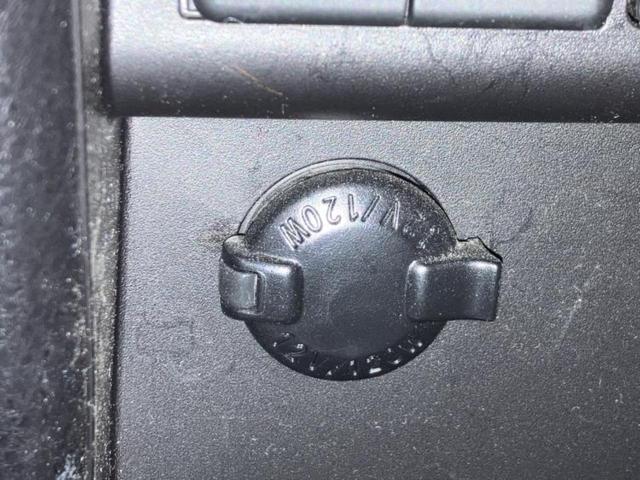 ヴォクシー ＺＳキラメキ３　新品タイヤ／純正エアロ／保証書／純正　９インチ　ＳＤナビ／トヨタセーフティセンス／両側電動スライドドア／車線逸脱防止支援システム／シート　ハーフレザー／ドライブレコーダー　前後　衝突被害軽減システム（44枚目）