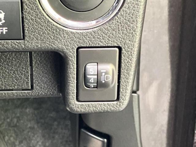 アルト ハイブリッドＸ　保証書／ディスプレイオーディオ／衝突安全装置／シートヒーター　前席／全方位モニター用カメラ／車線逸脱防止支援システム／ドライブレコーダー　前後／ヘッドランプ　ＬＥＤ／ＵＳＢジャック　全周囲カメラ（24枚目）