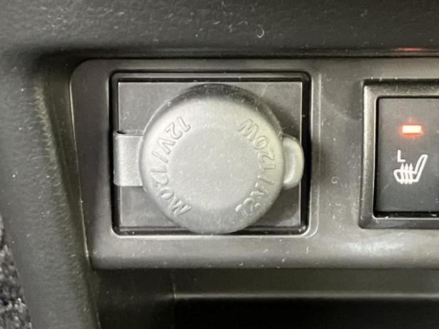 アルト ハイブリッドＸ　保証書／ディスプレイオーディオ／衝突安全装置／シートヒーター　前席／全方位モニター用カメラ／車線逸脱防止支援システム／ドライブレコーダー　前後／ヘッドランプ　ＬＥＤ／ＵＳＢジャック　全周囲カメラ（36枚目）