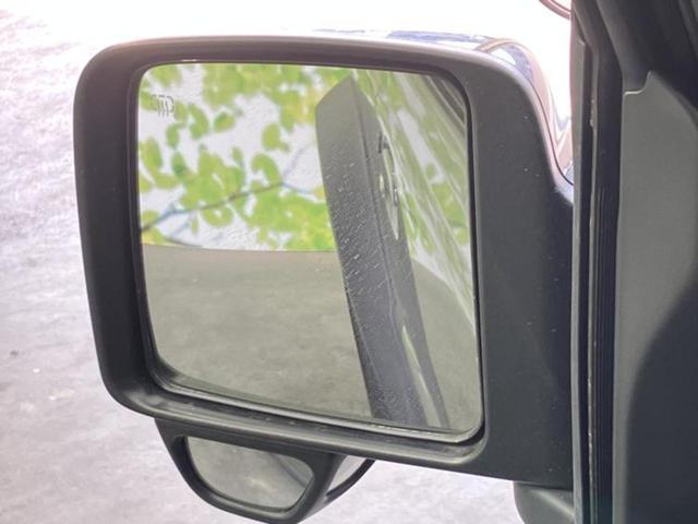 �ԑI�тɂ͂��Y�݂������̂ł��I��̓I�ȍw���܂ł͌������Ă��Ȃ����ǎԂ͋C�ɂȂ�Ƃ������q�l���劽�}�ł��I���񒆌Îԍw���̑����̂���`���������Ă��������I