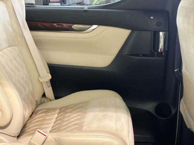 アルファードハイブリッド ４ＷＤハイブリッドＧ　新品タイヤ／サンルーフ／ＪＢＬ／保証書／純正　ＨＤＤナビ／フリップダウンモニター／両側電動スライドドア／シート　ハーフレザー／ヘッドランプ　ＬＥＤ／ＥＴＣ／ＥＢＤ付ＡＢＳ／横滑り防止装置　後席モニター（25枚目）