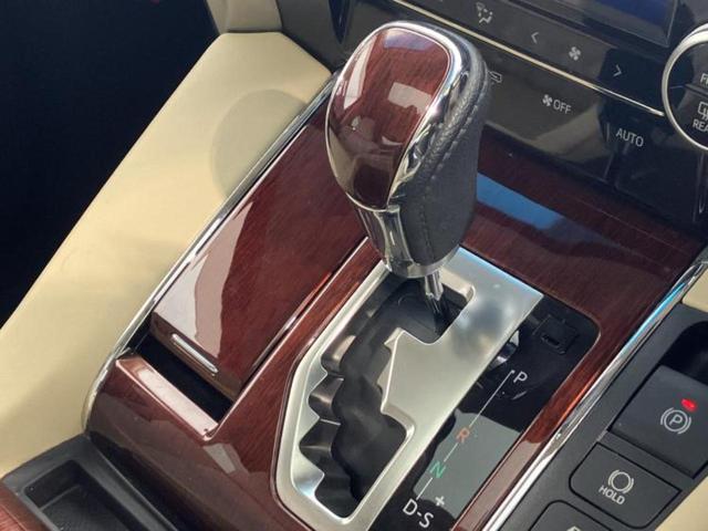 アルファードハイブリッド ４ＷＤハイブリッドＧ　新品タイヤ／サンルーフ／ＪＢＬ／保証書／純正　ＨＤＤナビ／フリップダウンモニター／両側電動スライドドア／シート　ハーフレザー／ヘッドランプ　ＬＥＤ／ＥＴＣ／ＥＢＤ付ＡＢＳ／横滑り防止装置　後席モニター（30枚目）