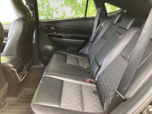 ハリアーハイブリッド ４ＷＤプレミアム　新品タイヤ／ＴＲＤエアロ／ＪＢＬ／保証書／純正　９インチ　ＳＤナビ／トヨタセーフティセンス／車線逸脱防止支援システム／シート　ハーフレザー／電動バックドア／ドライブレコーダー　前後　フルエアロ　４ＷＤ（7枚目）