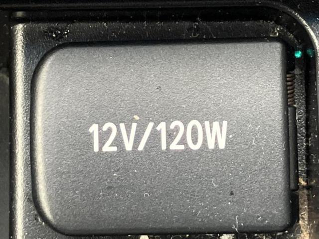 ハリアーハイブリッド ４ＷＤプレミアム　新品タイヤ／ＴＲＤエアロ／ＪＢＬ／保証書／純正　９インチ　ＳＤナビ／トヨタセーフティセンス／車線逸脱防止支援システム／シート　ハーフレザー／電動バックドア／ドライブレコーダー　前後　フルエアロ　４ＷＤ（40枚目）