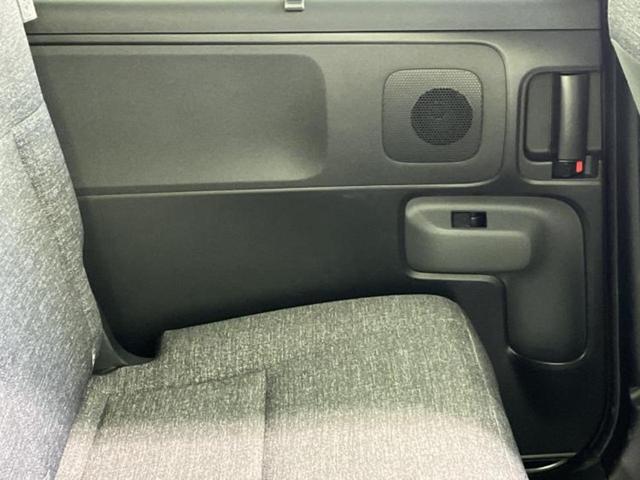 シエンタ ハイブリッドＺ　新品タイヤ／保証書／純正　ＳＤナビ／衝突安全装置／両側電動スライドドア／シートヒーター　前席／車線逸脱防止支援システム／パーキングアシスト　自動操舵／ヘッドランプ　ＬＥＤ／ＵＳＢジャック　バックカメラ（25枚目）