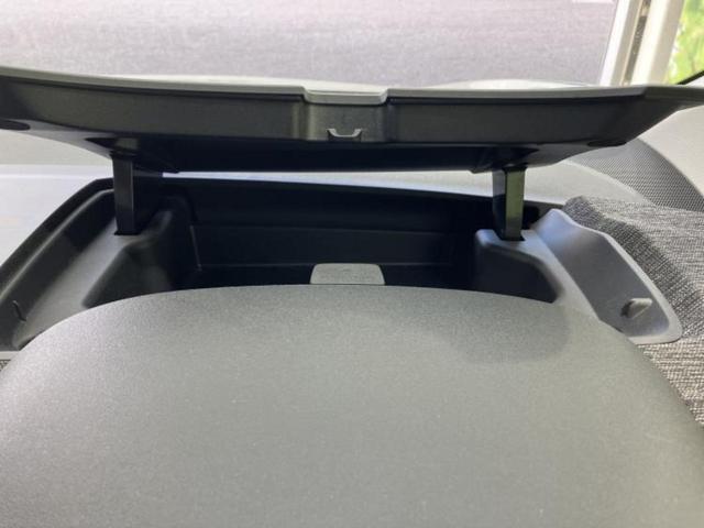 シエンタ ハイブリッドＺ　新品タイヤ／保証書／純正　ＳＤナビ／衝突安全装置／両側電動スライドドア／シートヒーター　前席／車線逸脱防止支援システム／パーキングアシスト　自動操舵／ヘッドランプ　ＬＥＤ／ＵＳＢジャック　バックカメラ（36枚目）