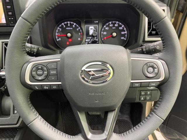 タフト Gダーククロムベンチャー ガラスルーフ/保証書/社外 メモリーナビ/スマートアシスト(トヨタ・ダイハツ)/シートヒーター 前席/パノラマモニター/車線逸脱防止支援システム/ヘッドランプ LED/USBジャック 全周囲カメラ(15枚目)