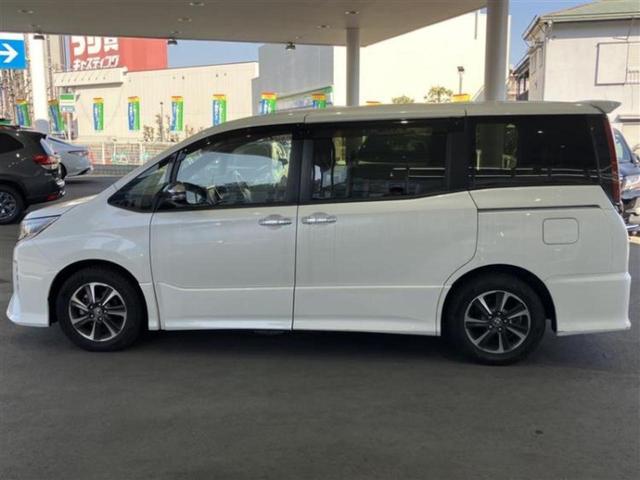 ノア Ｓｉダブルバイビー３　保証書／純正　ＳＤナビ／衝突安全装置／両側電動スライドドア／車線逸脱防止支援システム／シート　ハーフレザー／ドライブレコーダー　前後／ヘッドランプ　ＬＥＤ／Ｂｌｕｅｔｏｏｔｈ接続／ＥＴＣ　バックカメラ（2枚目）