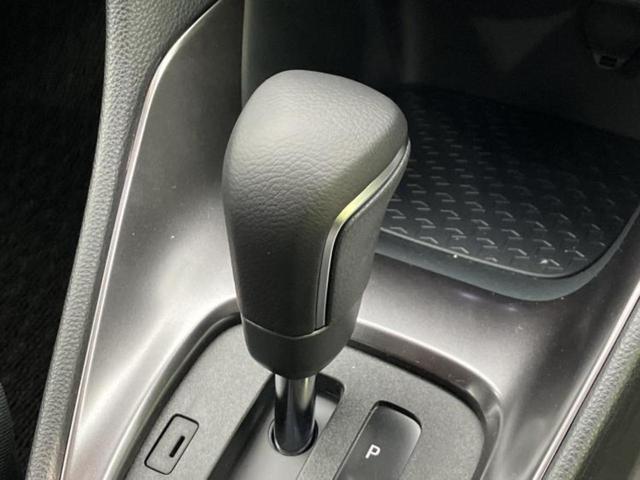 ヤリス ハイブリッドZ 保証書/ディスプレイオーディオ+ナビ/シートヒーター/車線逸脱防止支援システム/シート ハーフレザー/ドライブレコーダー 前後/ヘッドランプ LED/USBジャック/ETC2.0 バックカメラ(25枚目)