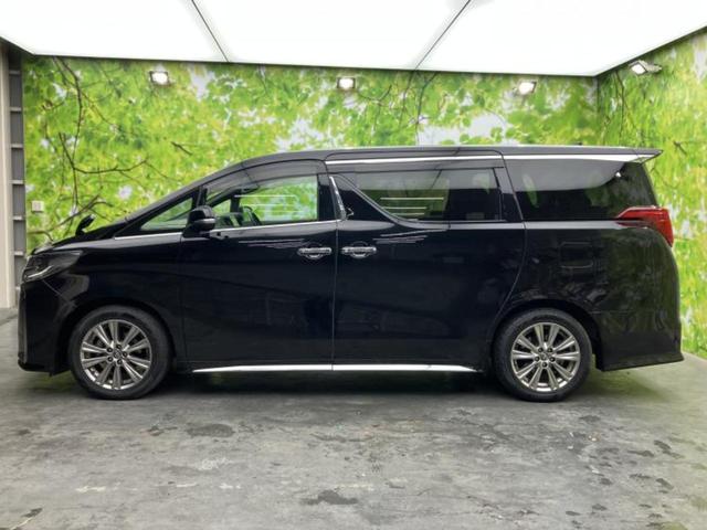 アルファード Ｓタイプゴールド　新品タイヤ／保証書／ディスプレイオーディオ９インチ／フリップダウンモニター　純正　１２．１インチ／衝突安全装置／両側電動スライドドア／車線逸脱防止支援システム／シート　ハーフレザー　バックカメラ　ＴＶ（2枚目）