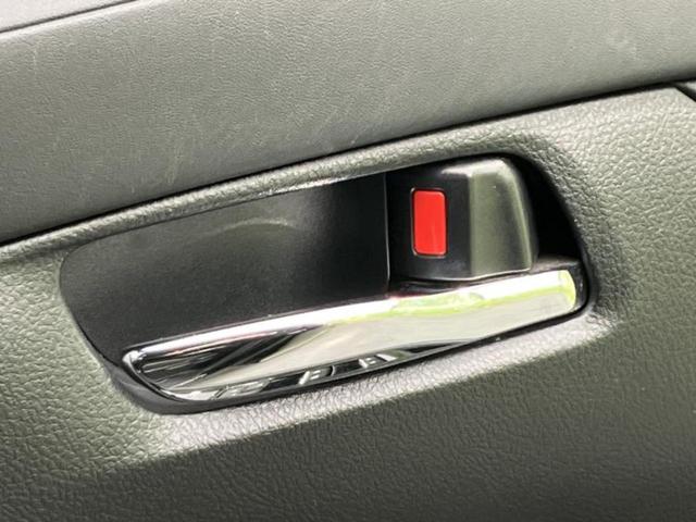 アルファード Ｓタイプゴールド　新品タイヤ／保証書／ディスプレイオーディオ９インチ／フリップダウンモニター　純正　１２．１インチ／衝突安全装置／両側電動スライドドア／車線逸脱防止支援システム／シート　ハーフレザー　バックカメラ　ＴＶ（42枚目）