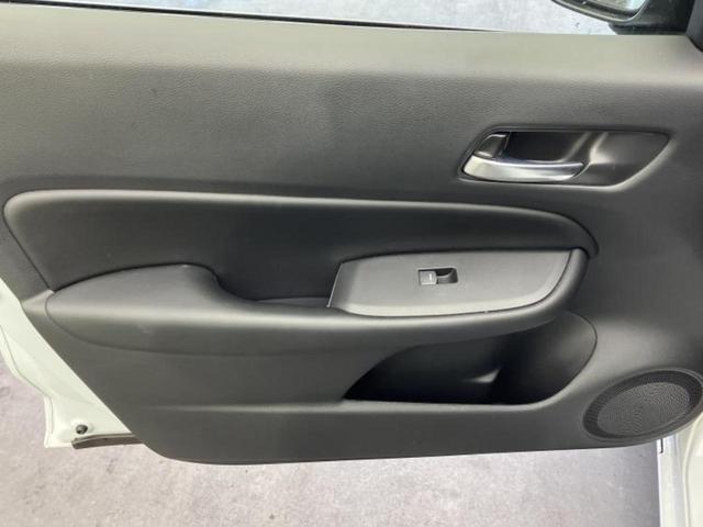 フィット ｅＨＥＶホーム　保証書／ディスプレイオーディオ＋ナビ９インチ／ホンダセンシング／マルチビューカメラシステム／車線逸脱防止支援システム／シート　ハーフレザー／ドライブレコーダー　純正／ヘッドランプ　ＬＥＤ　禁煙車（22枚目）