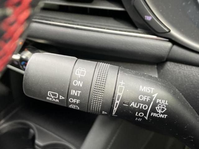 ＭＡＺＤＡ３ファストバック １５Ｓツーリング　保証書／ディスプレイオーディオ１０インチ／アイアクティブセンス（マツダ）／３６０°ビューモニター／車線逸脱防止支援システム／ヘッドランプ　ＬＥＤ／ＵＳＢジャック／Ｂｌｕｅｔｏｏｔｈ接続　ワンオーナー（17枚目）