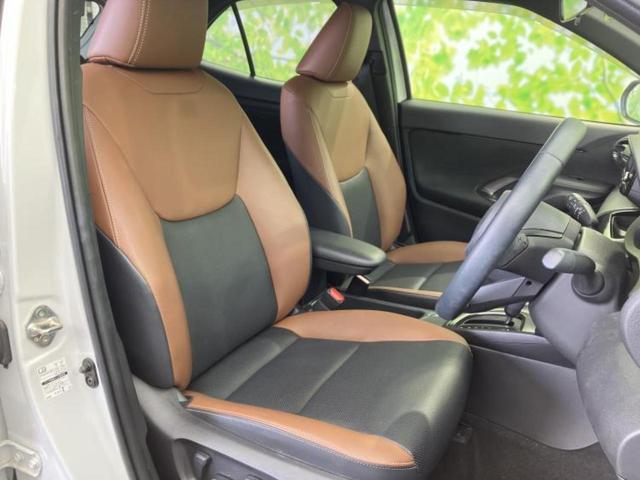 ヤリスクロス ハイブリッドＺアドベンチャー　保証書／ディスプレイオーディオ＋ナビ８インチ／トヨタセーフティセンス／シートヒーター　前席／パノラミックビューモニター／車線逸脱防止支援システム／シート　合皮／ドライブレコーダー　前後　全周囲カメラ（4枚目）