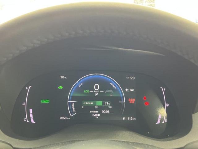 ヤリスクロス ハイブリッドＺアドベンチャー　保証書／ディスプレイオーディオ＋ナビ８インチ／トヨタセーフティセンス／シートヒーター　前席／パノラミックビューモニター／車線逸脱防止支援システム／シート　合皮／ドライブレコーダー　前後　全周囲カメラ（13枚目）