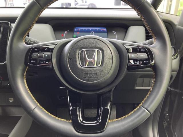 フィット ＲＳ　保証書／ディスプレイオーディオ９インチ／ホンダセンシング／車線逸脱防止支援システム／シート　ハーフレザー／ドライブレコーダー　前後／ヘッドランプ　ＬＥＤ／ＵＳＢジャック　衝突被害軽減システム　禁煙車（13枚目）