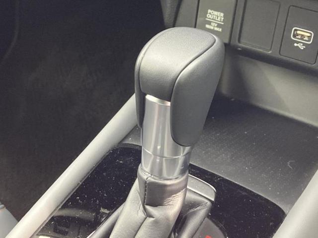 フィット ＲＳ　保証書／ディスプレイオーディオ９インチ／ホンダセンシング／車線逸脱防止支援システム／シート　ハーフレザー／ドライブレコーダー　前後／ヘッドランプ　ＬＥＤ／ＵＳＢジャック　衝突被害軽減システム　禁煙車（16枚目）