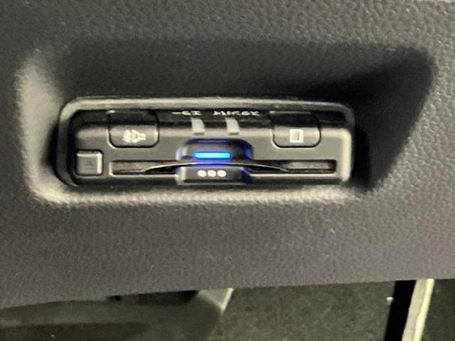 フィット ＲＳ　保証書／ディスプレイオーディオ９インチ／ホンダセンシング／車線逸脱防止支援システム／シート　ハーフレザー／ドライブレコーダー　前後／ヘッドランプ　ＬＥＤ／ＵＳＢジャック　衝突被害軽減システム　禁煙車（17枚目）