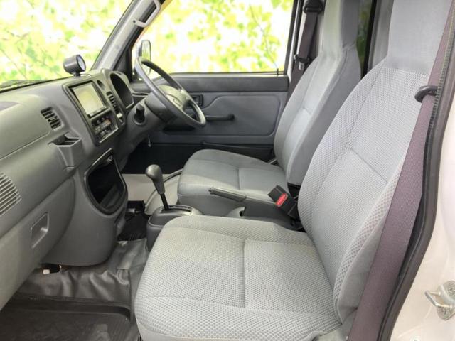 ハイゼットトラック ４ＷＤジャンボリミテッド　社外　ＳＤナビ／ヘッドランプ　ＬＥＤ／ＥＴＣ／ワンセグＴＶ／エアバッグ　運転席／パワーウインドウ／キーレスエントリー／パワーステアリング／マニュアルエアコン　ＬＥＤヘッドランプ　４ＷＤ（5枚目）