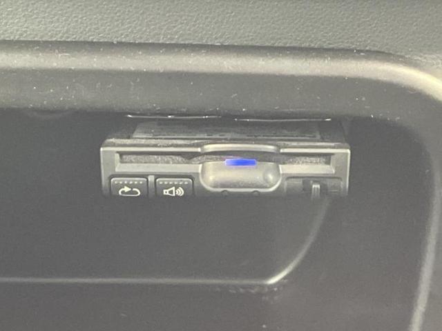 ハイゼットトラック ４ＷＤジャンボリミテッド　社外　ＳＤナビ／ヘッドランプ　ＬＥＤ／ＥＴＣ／ワンセグＴＶ／エアバッグ　運転席／パワーウインドウ／キーレスエントリー／パワーステアリング／マニュアルエアコン　ＬＥＤヘッドランプ　４ＷＤ（18枚目）