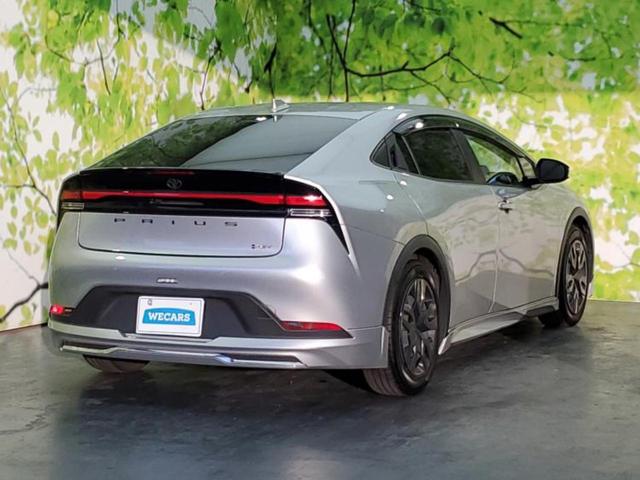 プリウス Ｘ　モデリスタエアロ／保証書／ディスプレイオーディオ＋ナビ／トヨタセーフティセンス／車線逸脱防止支援システム／ヘッドランプ　ＬＥＤ／Ｂｌｕｅｔｏｏｔｈ接続／ＥＴＣ２．０／ＥＢＤ付ＡＢＳ　フルエアロ　禁煙車（3枚目）