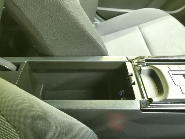 プリウス Ｘ　モデリスタエアロ／保証書／ディスプレイオーディオ＋ナビ／トヨタセーフティセンス／車線逸脱防止支援システム／ヘッドランプ　ＬＥＤ／Ｂｌｕｅｔｏｏｔｈ接続／ＥＴＣ２．０／ＥＢＤ付ＡＢＳ　フルエアロ　禁煙車（33枚目）