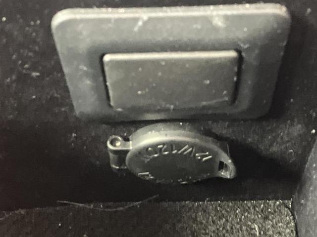 マークＸ ２５０Ｇ　Ｓパッケージ　保証書／純正　ＳＤナビ／ドライブレコーダー　社外／ヘッドランプ　ＨＩＤ／Ｂｌｕｅｔｏｏｔｈ接続／ＥＴＣ／ＥＢＤ付ＡＢＳ／横滑り防止装置／クルーズコントロール／フルセグＴＶ／ＤＶＤ　電動シート　ドラレコ（36枚目）